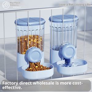 Yeni Plastik Sağlam Klasik Asılı Kafes Köpek Mama Kabı Otomatik Su Sebili ve Besleyici 2'si 1 Arada Çevre Dostu Su Geçirmez IPX5 Toptan - Product Image 4