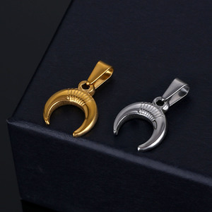 18k liontin klakson bulan sabit wanita, perhiasan minimalis berlapis emas cantik liontin setengah bulan untuk wanita bahan baja tahan karat - Product Image 4