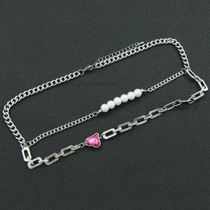 Collar de cadena cubana de doble capa con perlas y diamantes de imitación, cadena de cuello de acero de titanio neutra, dulce y moderna. Tanjing - Product Image 3