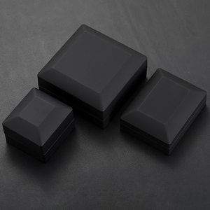 Quà Tặng Giáng Sinh Bao Bì Nhẫn Moissanite Sang Trọng Bông Tai Vòng Tay Dây Chuyền Tennis Hộp Trang Sức Bằng Giấy Nhỏ Có Đèn Led - Product Image 2