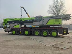 Grue mobile hydraulique Zoomlion d'occasion de 130 tonnes, modèle 2025, hauteur de levage de 60 m, moteur et pompe inclus pour inspection vidéo - Product Image 3