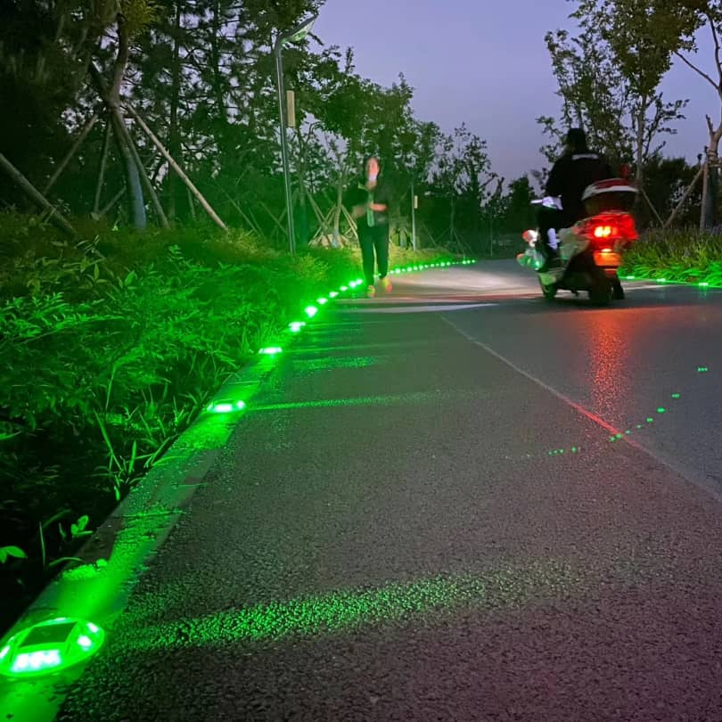 Высококачественная пластиковая Солнечная Дорожная безопасность кошачий глаз дорожный маркер монокристаллическая солнечная панель поставщик дорожных стержней