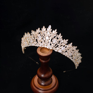 Couronne de mariée scintillante en zircon, accessoires pour <span class=keywords><strong>cheveux</strong></span>, couronnes en strass pour mariage, diadèmes pour femmes - Product Image 4