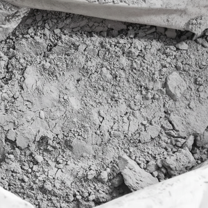 Cemento VietCem ATZ Portland CEM II 42.5N para proyectos de construcción duraderos con entrega a granel rentable - Product Image 1