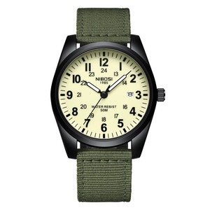 Montre à quartz Drioshipping avec boîtier carré en alliage, étanche, style simple et élégant, bracelet en nylon pour les loisirs et le sport - Product Image 2