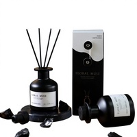 Diffuseur d'huiles essentielles en rotin sans flamme 100ml – Ornement d'aromathérapie haut de gamme pour hôtel – Flacon de parfum de luxe pour une ambiance fraîche et florale