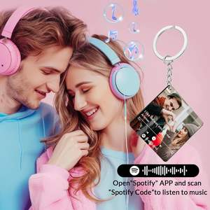 LLavero de música NFC de dibujos animados personalizados <span class=keywords><strong>con</strong></span> imagen, álbum personalizado, canción escaneable para código, llavero acrílico ecológico - Product Image 5