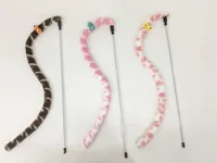 Jouet interactif pour chat Caterpillar anti-morsure, long, en peluche, avec gros yeux et clochette, à tenir à la main