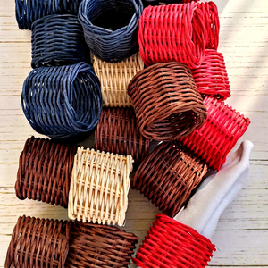 Servilleteros de mimbre de ratán ecológicos hechos a mano naturales de nuevo diseño con color personalizado para decoración de fiesta hechos en Vietnam - Product Image 1