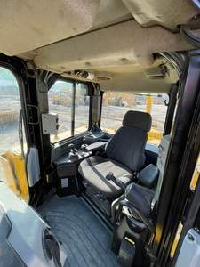 Bulldozer CAT D8R usado original de alta calidad con buena maquinaria de movimiento de tierras Venta caliente de alta calidad en China - Product Image 4