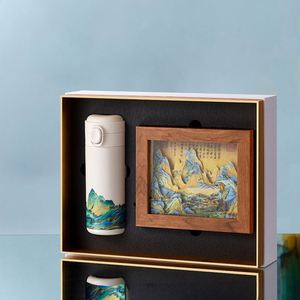 Ensemble cadeau personnalisable : Gourde isotherme scolaire, Tasse thermos de mariage, Cadre photo en bois, Boîte d'emballage, Coffret cadeau de Noël - Product Image 1