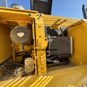 รถขุดไฮดรอลิกแบบตีนตะขาบ Komatsu PC200 มือสอง ขนาด 20 ตัน สำหรับงานวิศวกรรม ทนทานและขายดี - Product Image 6