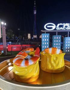 Scultura a Forma di Cuore per Spazi Pubblici, Ornamento Artistico con Scritta 'Love' Rossa per Caffè, Ristoranti e Centri Commerciali - Product Image 5