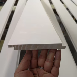 Pannelli a Doghe <span class=keywords><strong>in</strong></span> Pino Bianco Preverniciato per Pareti, <span class=keywords><strong>Vendita</strong></span> Calda 2024 - Product Image 1