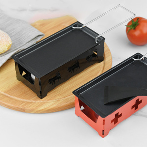 Ensemble de <span class=keywords><strong>raclette</strong></span> et de grillades en acier au carbone pour la cuisine à domicile avec revêtement antiadhésif en PTFE, plateau de cuisson rotatif et ensemble de cuisinière, manche en bois - Product Image 1