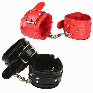 Sadomasoquismo bondage para adultos, juguetes sexys de San Valentín, esposas de cuero con pelo suave - Product Image 2