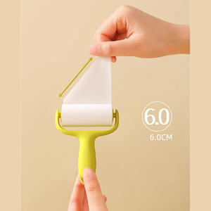Rodillo Quitapelusas Mini Desechable, Ecológico, Reutilizable y Portátil para Eliminar el Pelo de Mascotas de Ropa y Muebles - Product Image 4