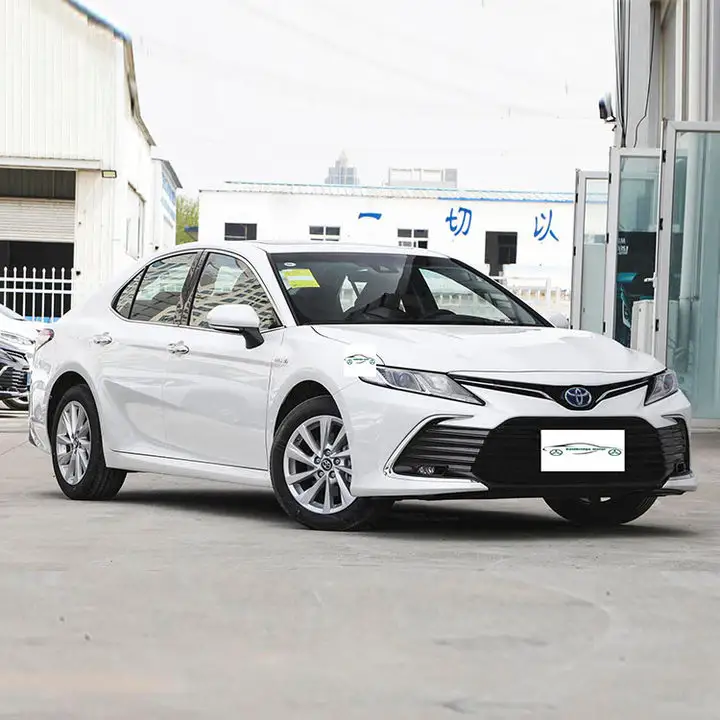 Voiture hybride haute performance Véhicules à énergie nouvelle Commerce voitures à essence Suv pour Toyota Camry
