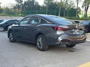 Mg5 MG 5 Luxury 2024 Sedán Nuevo, Económico, Mini Auto de Gasolina/Petróleo, 5 Asientos, Alta Velocidad, Versión Global de Lujo, 180DVVT - Product Image 4