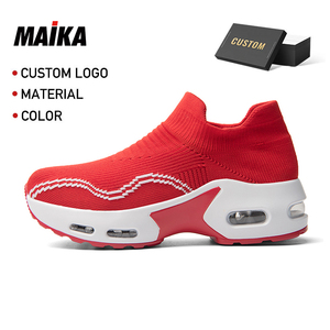 Sepatu Custom wanita, sneaker panggung desainer polos dengan logo, bernafas - Product Image 1