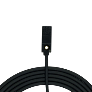 เซ็นเซอร์ตรวจจับระยะใกล้แบบสี่เหลี่ยม SEN-GFD1003BO DC 10-30V ชนิดเหนี่ยวนำ IP 67 ระยะตรวจจับ 3 มม. แบบติดตั้งภายนอก - Product Image 3