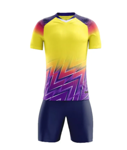 Ensemble de maillot de football noir pour homme, manches courtes, anti-transpiration, uniforme d'équipe rayé, toutes saisons, coupe classique, vêtements de sport en polyester - Product Image 3