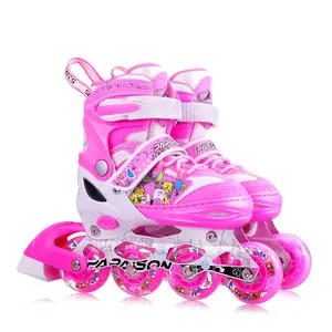 China TOP 1 Hot Selling 4 PU voll blinkende Inline-Skates mit Helmen für Kinder auf Lager