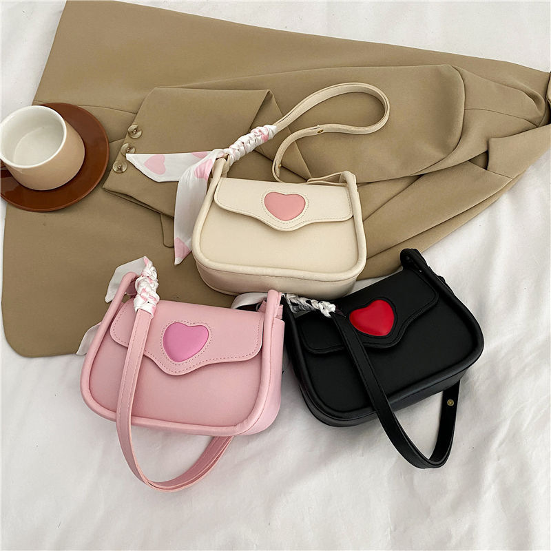 Wholesale Women s PU Leather Half