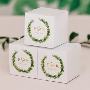 Customized printed square <b>small</b> <b>gift</b> <b>box</b> - initial of love wreath can be customized according to demand - Product Image 2