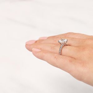 Radiant Cut Lab Grown Diamond Sterling Silver Classic Set Anillo de compromiso solitario-Aniversario Cumpleaños y regalo de novia - Product Image 2