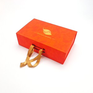 Cajas de Regalo de Cartón Corrugado Rosa Reciclado al por Mayor de Fábrica, Embalaje para Ropa, Cinta para Envíos, Forma Personalizada, Especificaciones de Lámina - Product Image 1