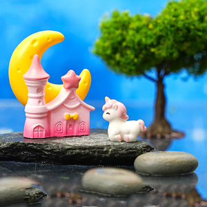 Mini figurines de château de lune en résine pour décorations paysagères, miniatures de maison de conte de fées, ornements de villa, accessoires de bricolage - Product Image 1