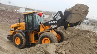 Chargeuse sur pneus et tractopelle de 24,5 tonnes avec godet de 3,5-7,0 m pour projets miniers et de construction routière