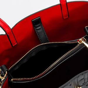 Solicite el Catálogo <span class=keywords><strong>CHHC</strong></span>: Bolso de Hombro Simple de Gran Capacidad para Mujer, Diseño con Letras en Relieve de Color Sólido, Bolso Bandolera - Product Image 3