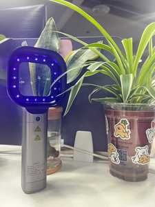 Lampe UV de poche 365nm <span class=keywords><strong>pour</strong></span> le soin de la peau des animaux et des humains, identifie facilement les mycoses, la teigne et le vitiligo à domicile - Product Image 5