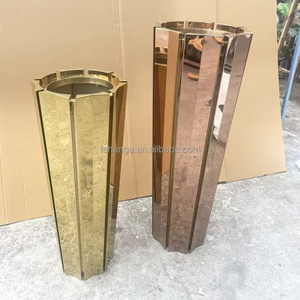 Jarrón decorativo elegante de acero inoxidable de metal dorado para hotel y hogar - Product Image 4
