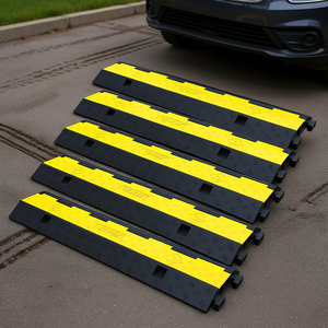 Vevor – Lot de 5 rampes modulaires en caoutchouc pour protection de câbles, 2 canaux, capacité de charge de 5 000 lb, pour allée et circulation routière - Product Image 2