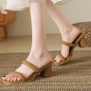 Sandalias de verano para mujer con tacón grueso, antideslizantes, versátiles, de punta cuadrada, con tacón alto que aumenta la altura, informales. - Product Image 6