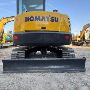 Mini-excavatrice d'occasion Komatsu PC56 avec capacité de 5 tonnes, machine sur chenilles pour le creusement, dotée de composants essentiels : moteur, boîte de vitesses, pompe - Product Image 5
