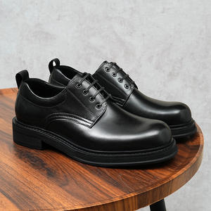 Chaussures en cuir pour hommes, faites à la main et sur mesure, respirantes, décontractées, pour mariage et costume. - Product Image 1
