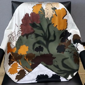 Pañuelo Cuadrado de Seda de Morera Estilo Europeo Americano, Chal de Moda para Mujer, Hiyab Suave para el Cuello - Product Image 1