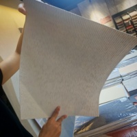 Dalle artistique 3D Mcm Round Line en pierre souple à texture géométrique parallèle pour hall de cinéma du complexe commercial Subang Jaya