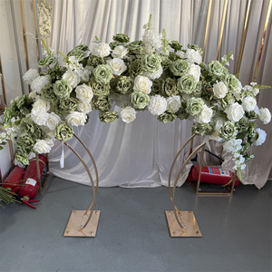 MSFAME Chemins <span class=keywords><strong>de</strong></span> <span class=keywords><strong>table</strong></span> et centres <span class=keywords><strong>de</strong></span> <span class=keywords><strong>table</strong></span> en forme d'arc <span class=keywords><strong>de</strong></span> 1m <span class=keywords><strong>de</strong></span> long avec roses artificielles, <span class=keywords><strong>Nouvel</strong></span> <span class=keywords><strong>An</strong></span>, Vente directe usine - Product Image 1