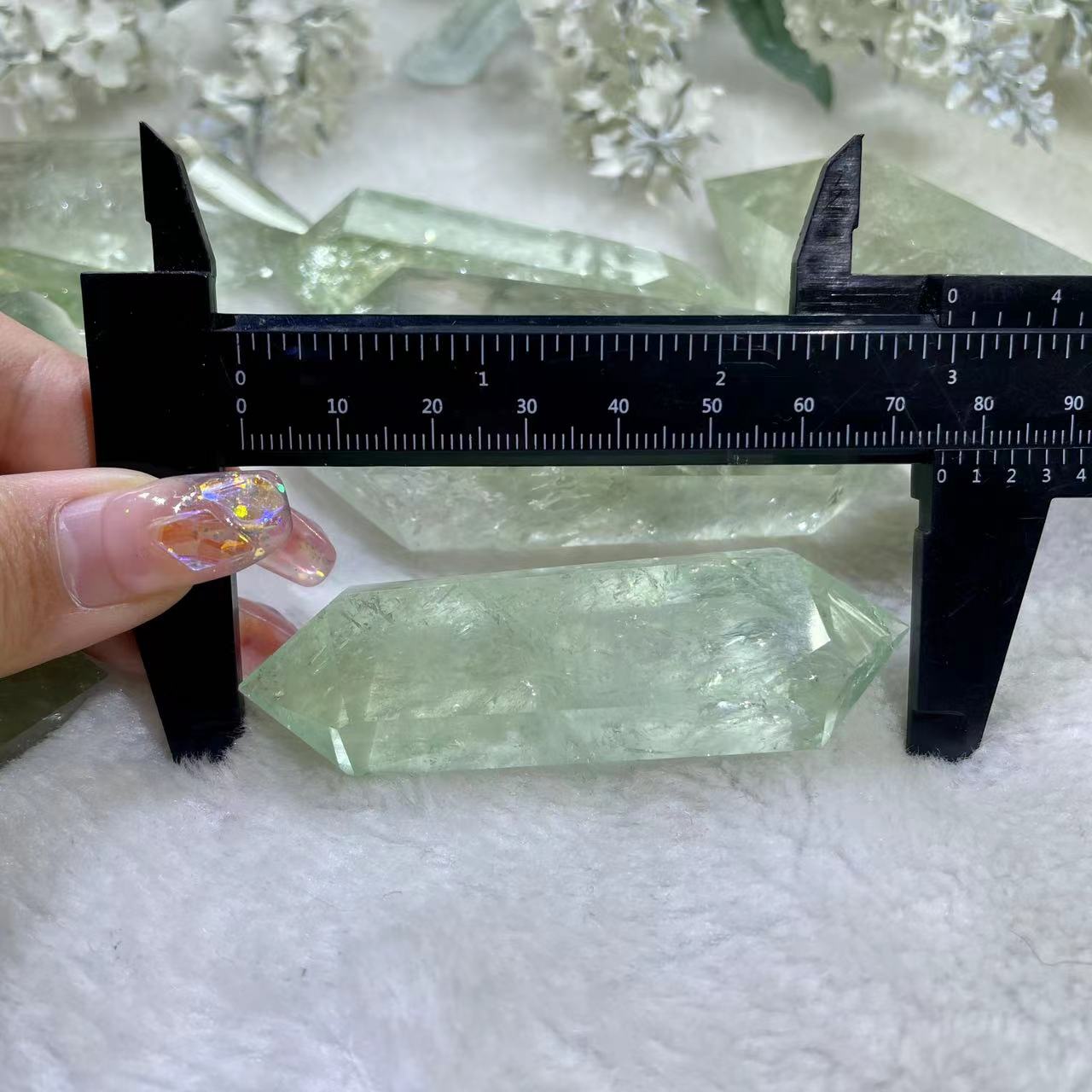 Polished Green Amethyst Crystal Tower For Healing & Gifts - Odm