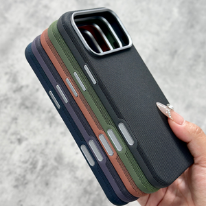 Étui de téléphone L182 TechWoven tendance avec cadre d'objectif métallique pour iPhone 13 14 15 16 17 Pro Max – Coque magnétique de luxe - Product Image 2