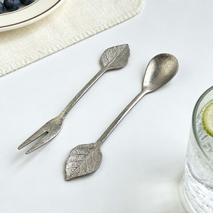 Juego de cuchara y tenedor de titanio puro para servir postres y frutas, utensilios domésticos ecológicos - Product Image 2
