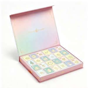Boîte d'emballage de bonbons à couvercle rabattable rose dégradé, avec gaufrage doré, pour cadeaux - Product Image 3