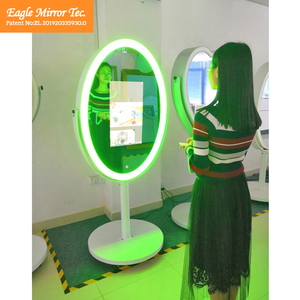 23.6 "Ovale Portable <span class=keywords><strong>Mariage</strong></span> Photomaton Miroir Smart Led Lumière pour les Événements de Fête Ringlight <span class=keywords><strong>Photobooth</strong></span> Vidéo Booth Kiosque - Product Image 1