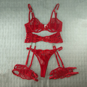 Completo <span class=keywords><strong>Intimo</strong></span> Donna in Pizzo <span class=keywords><strong>Rosso</strong></span>, Reggiseno Elegante in Rete con Reggicalze e Perizoma - Vendita all'Ingrosso - Product Image 6