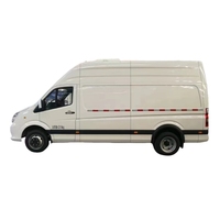 Camionnette frigorifique Foton Mini diesel 2800 ml de cylindrée, 9 m³ pour le transport de porc, minibus réfrigéré, camion de fret